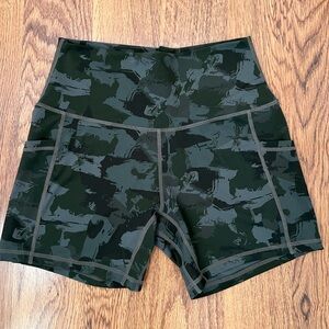 Sunzel Camo Biker Shorts Medium 5” Inseam High Rise Yoga Gym Pockets